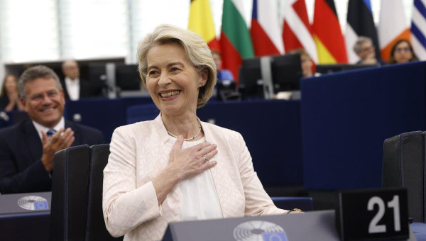 De Clean Industrial Deal van Von der Leyen maakt de hele EU armer - Wynia's Week