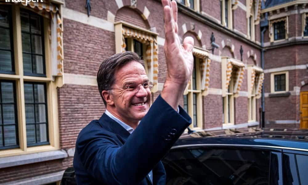 Kosten ambtenarenapparaat stijgen met ruim 16 miljard euro - INDEPEN