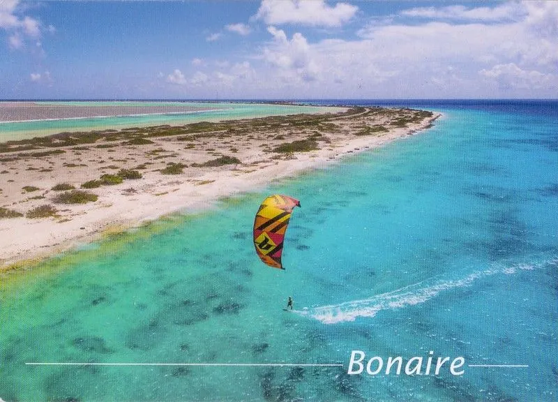 De nieuwe klimaathoax: Bonaire dreigt te verzuipen, nuttige idioten die worden gebruikt door Greenpeace trappen erin!