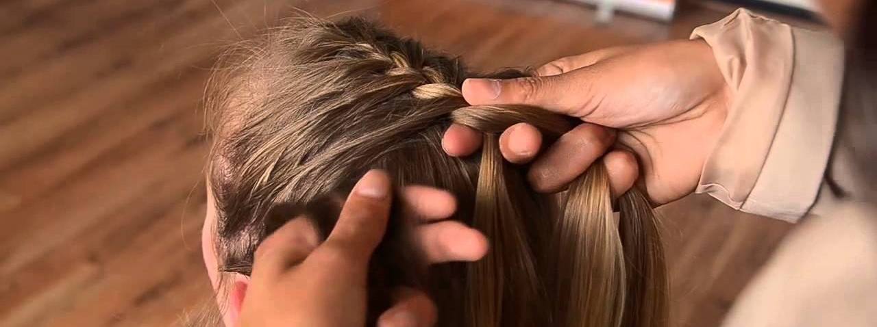 French braid: Zo vlecht je de perfecte Franse vlecht - Yoors