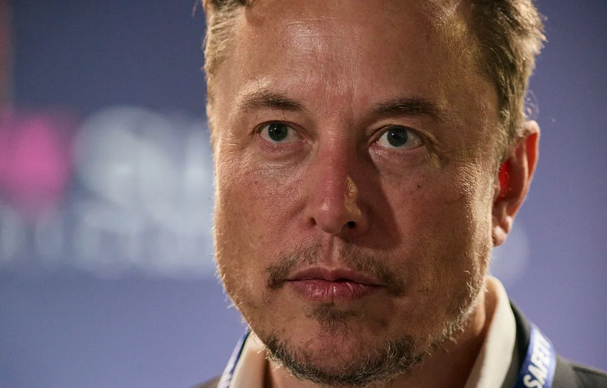 Elon Musk slaat ALARM: 'Bevolkingsineenstorting in Europa is een ZEKERHEID'