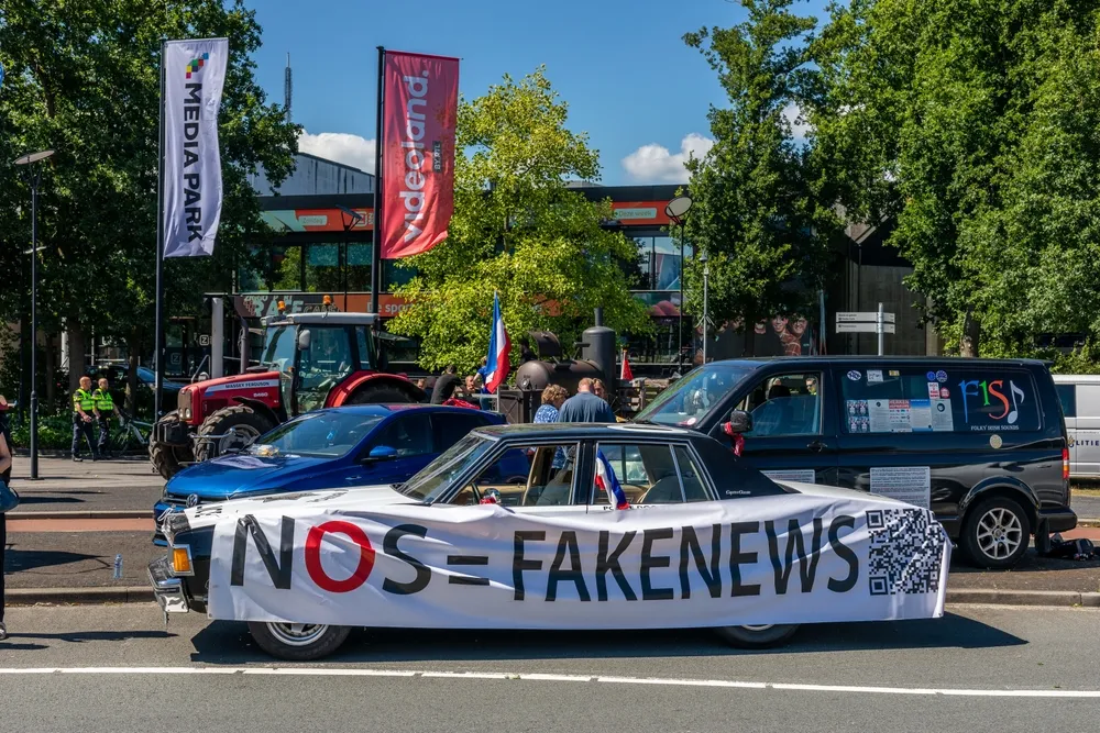 NOS vraagt kijker zich in Hamasterrorist te verplaatsen: zijn ze helemaal gek geworden?!