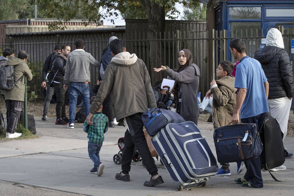 Misbruik van het asielsysteem: vakanties in land van herkomst tonen falen aan - NieuwRechts.nl