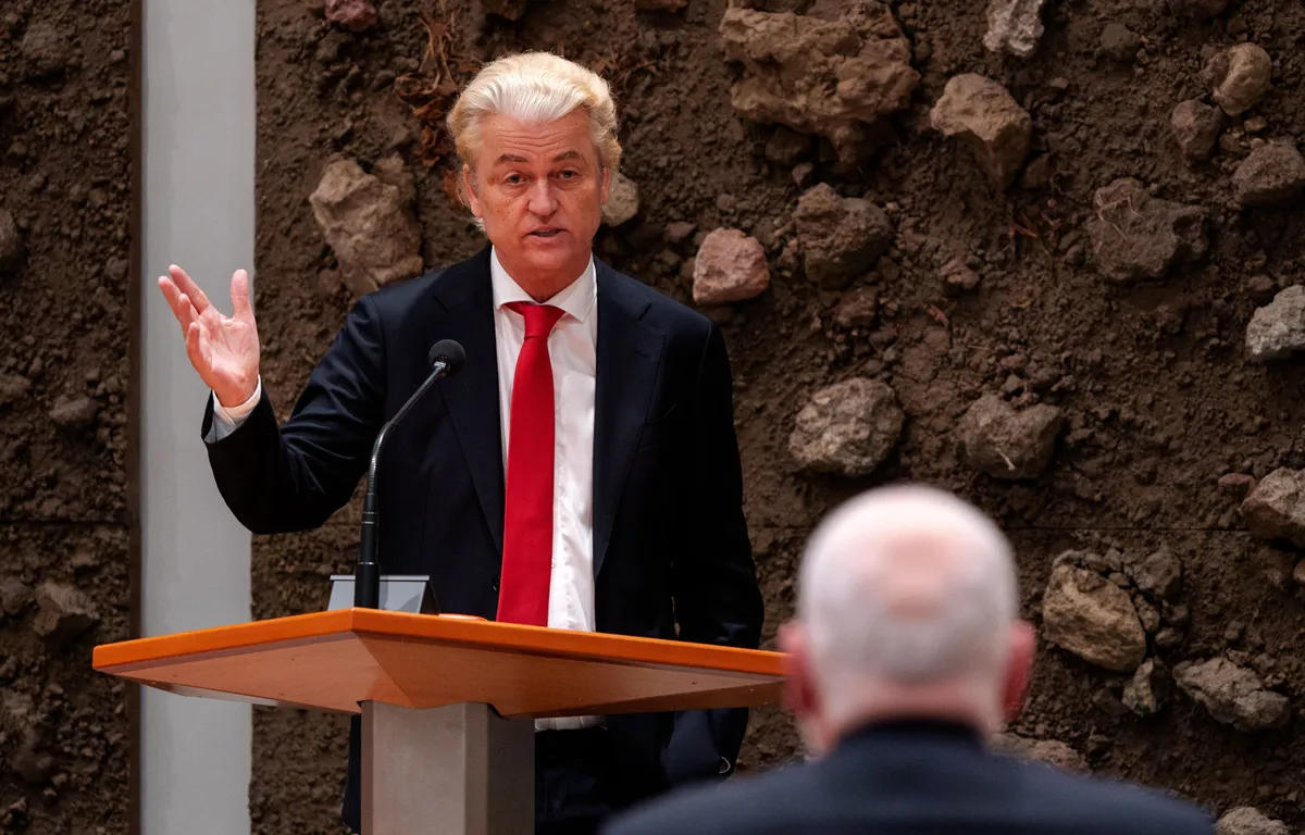 "Linkse haat!" Woedende Geert Wilders doet aangifte tegen professor Roos Vonk na doodsbedreiging