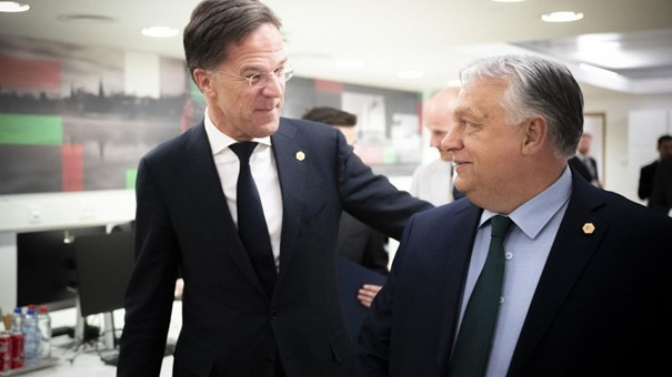 VOORZITTER VIKTOR ORBÁN VAN DE RAAD VAN DE EUROPESE UNIE IS VERPLICHT OM PER DIRECT ALLE 27 LIDSTATEN OP TE ROEPEN OM UNANIEM TE BESLISSEN DAT SECRETARIS-GENERAAL MARK RUTTE PER DIRECT UIT ZIJN FUNCTIE MOET WORDEN GEZET EN MOET WORDEN GEARRESTEERD! :: De Nieuwe Media publiceert dagelijks het èchte en ware Nieuws in Nederland en België.