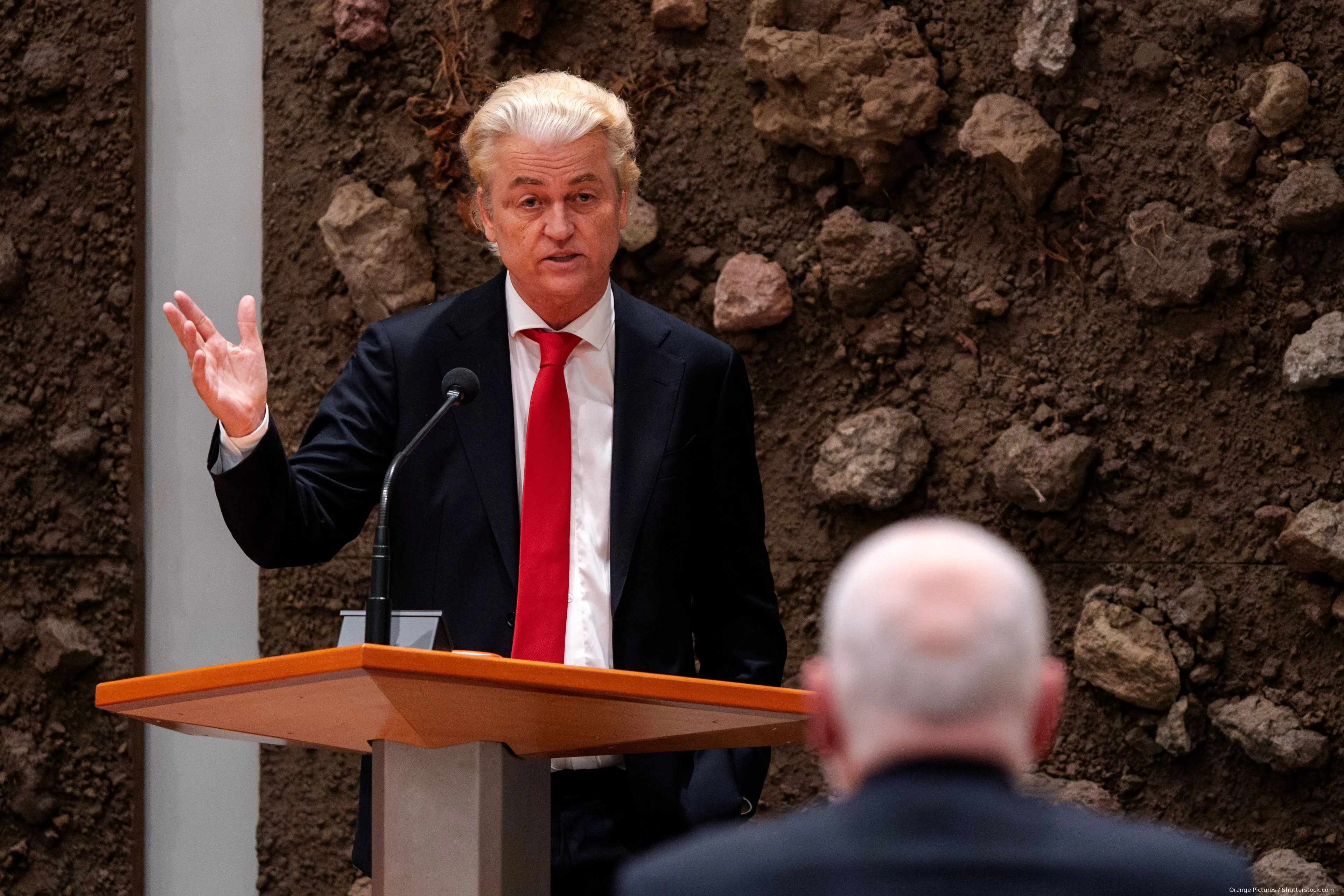 Wilders maakt belofte waar: Motie om Halsema te ontslaan wordt eindelijk ingediend