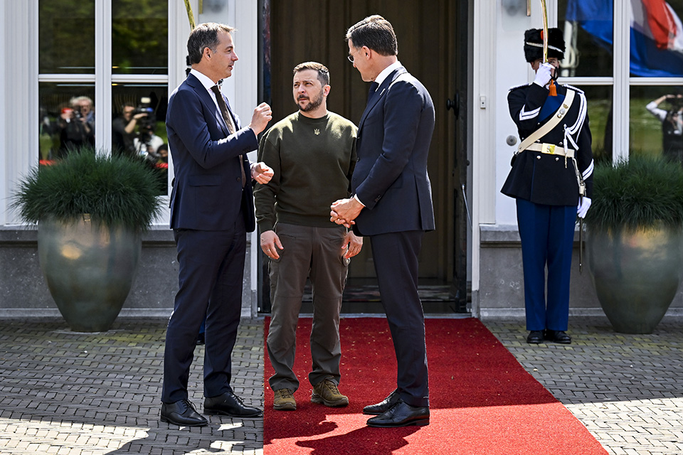 NAVO Rutte Gebiedt Ons Om Voorbereidingen Te Treffen Voor De Oorlog Met Rusland INDIGNATIE AI & Politiek